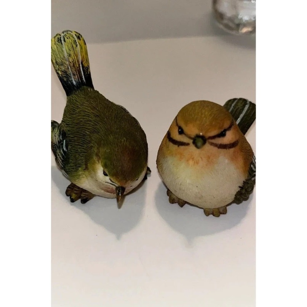 RAZ Imports Striped Wing Birds 2.5 x 2.25 inch Resin Decorative Tabletop Figures